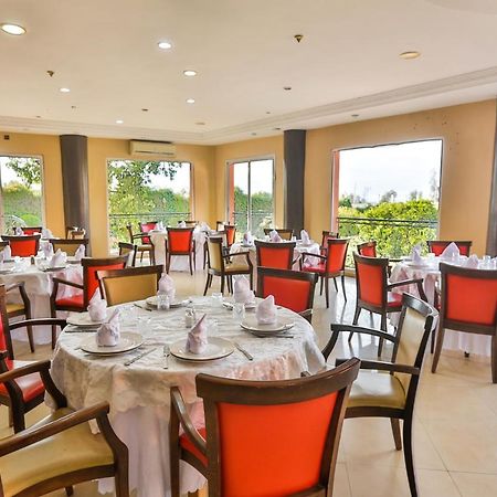 Hotel Al Bassatine เบนิเมลลาล ภายนอก รูปภาพ