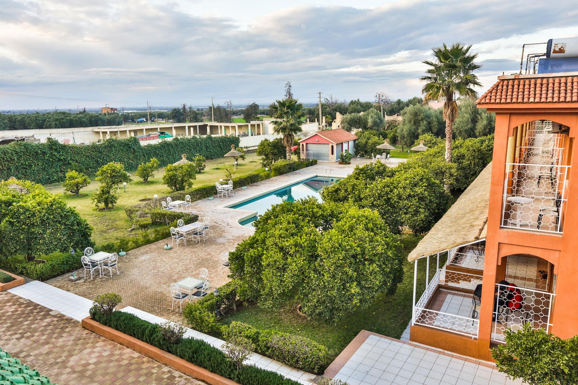 Hotel Al Bassatine เบนิเมลลาล ภายนอก รูปภาพ